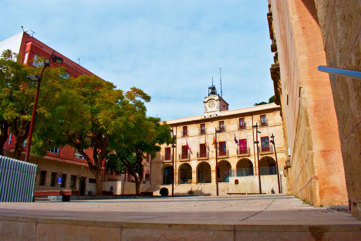 plaza constitucion altea